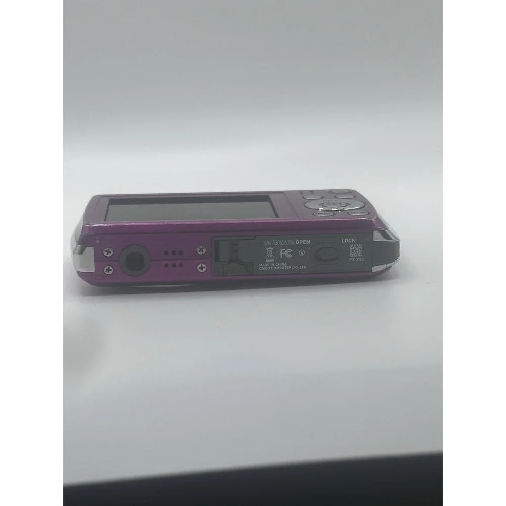 Casio Exilim EX-Z35 12.1MP Pink Digital Camera 3x Zoom Untested For Parts/Repair